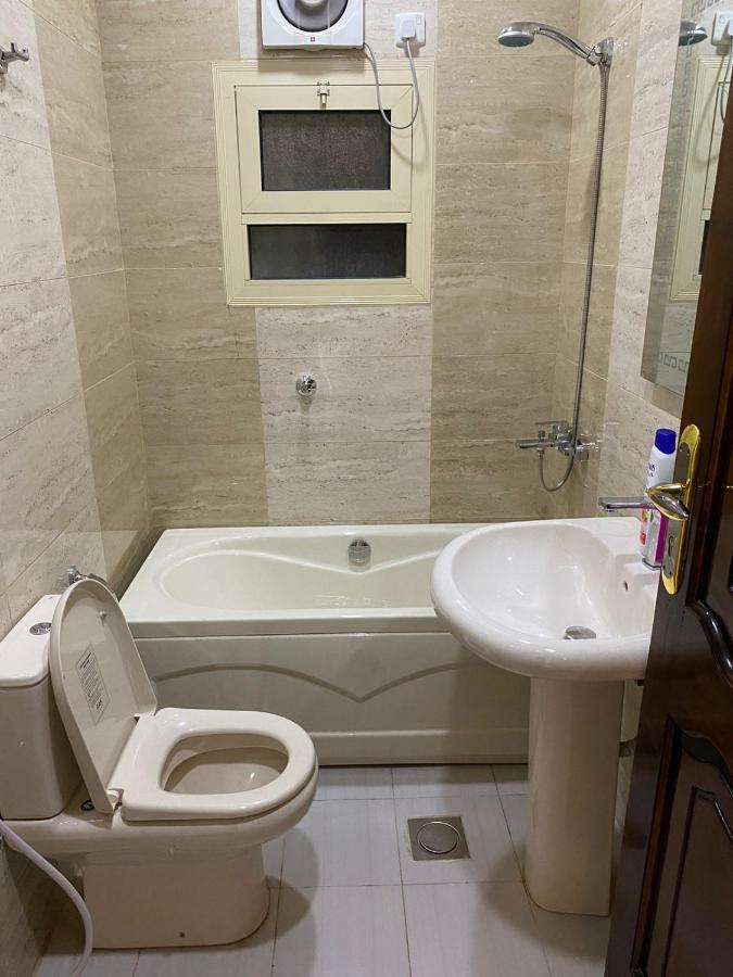 Al Diyafah Apts Медина Екстериор снимка