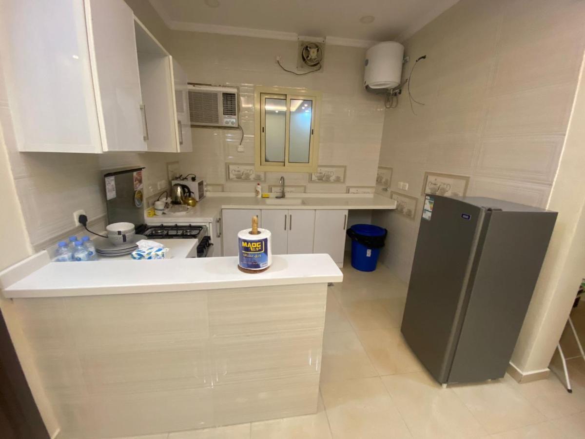 Al Diyafah Apts Медина Екстериор снимка