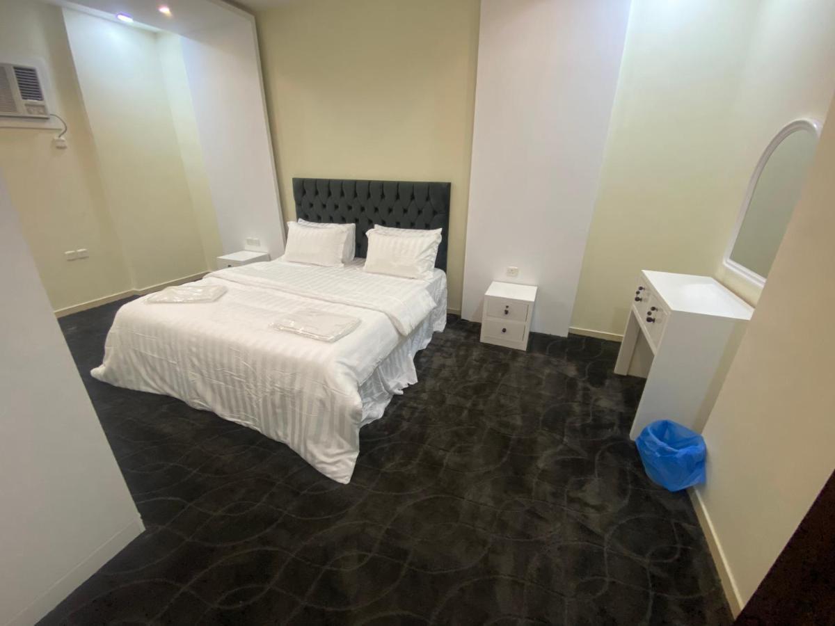 Al Diyafah Apts Медина Екстериор снимка